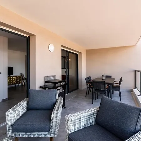 Les Rivages De Stagnola - Vue Et Plages A Pied