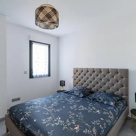 Les Rivages De Stagnola