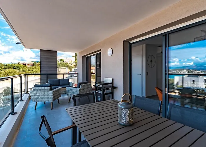 Les Rivages De Stagnola - Vue Et Plages A Pied Pietrosella